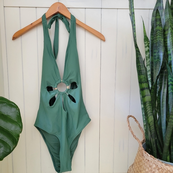 NWT! Cupshe Emerald Green Cut-out One Piece Swim Suit - Picture 11 of 11